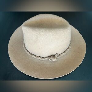 D&Y Tan Wool Hat with Ribbon Band